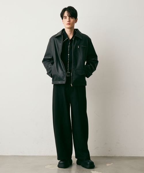 Shoowtime(ショウタイム)の「Cropped Synthetic leather Jacket / クロップド丈合成皮革ブルゾン(ブルゾン・メンズ・ブラック・MEDIUM/LARGE/X-LARGE)」の11枚目の写真
