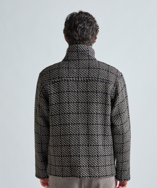 MEN'S BIGI(メンズビギ)の「《John Braniganコラボ》スタンドカラーニットブルゾン(ブルゾン・メンズ・ブラック/ブラウン・02/03)」の4枚目の写真