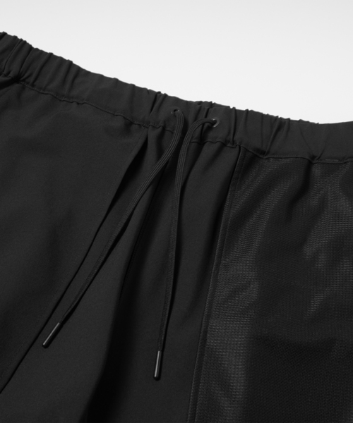 DESCENTE ALLTERRAIN（デサント　オルテライン）の「DESCENTE ALLTERRAIN(デサントオルテライン) I/O TECH REGULAR パンツ（スラックス・メンズ・ブラック・LARGE/MEDIUM/SMALL）」の11枚目の写真