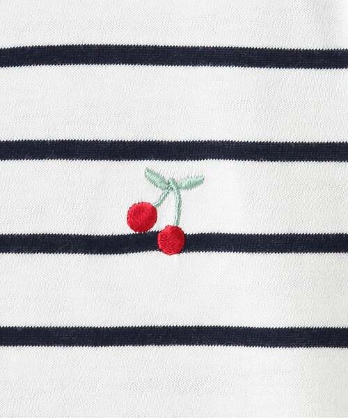 sense of wonder（センスオブワンダー）の「チェリー刺しゅう半袖Tシャツ（Tシャツ/カットソー・キッズ・ネイビー/ラベンダー/オフホワイト/ピンク・110cm/100cm/90cm/80ｃｍ/130cm/120cm）」の12枚目の写真
