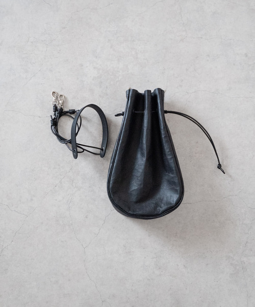 Senti(センティ)の「SENTI センティ / Dyneema Leather MEDICINE BAG L / 超軽量ダイニーマレザー メディスンバッグ L / 3041(ショルダーバッグ・メンズ・ブラック系その他/ブラック・FREE)」の10枚目の写真