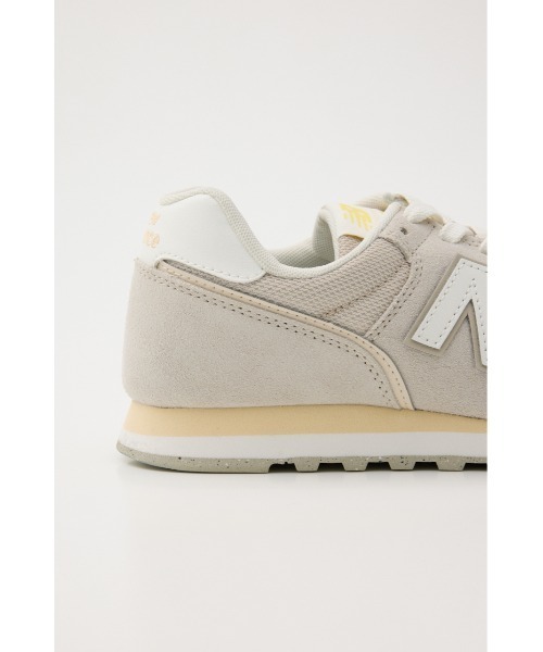 NEW BALANCE(ニューバランス)の「W373(スニーカー・レディース・ベージュ/ピンク/ライトグレー・25cm/24.5cm/24cm/23.5cm/23cm)」の13枚目の写真