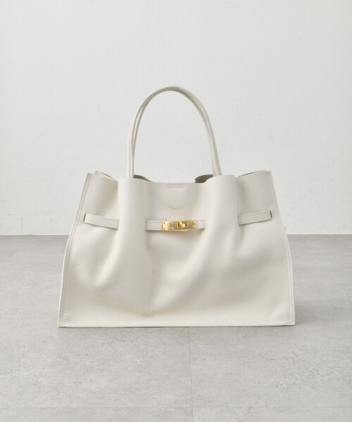 La boutique BonBon（ラブティックボンボン）の「【ヴィオラドーロ】イタリアンWフェイス型押しレザートートL（トートバッグ・レディース・ライトグレー/グレー系その他・FREE）」の3枚目の写真