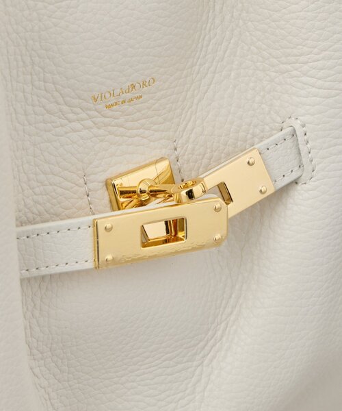 La boutique BonBon（ラブティックボンボン）の「【ヴィオラドーロ】イタリアンWフェイス型押しレザートートL（トートバッグ・レディース・ライトグレー/グレー系その他・FREE）」の9枚目の写真