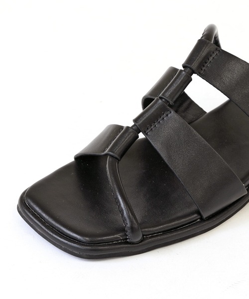 RiiiKa（リーカ）の「【RiiiKa/リーカ】スクエアフラットサンダル アシンメトリー スクエアトゥ フラットサンダル ローヒール（サンダル・レディース・オレンジ/ホワイト/ブラック・S/M/L/LL）」の9枚目の写真