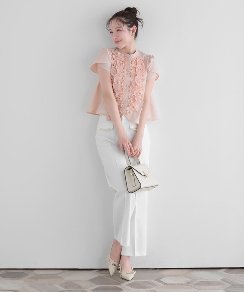 Fit more(フィットモア)の「ドットフリルチューリップスリーブショート丈ブラウス(シャツ/ブラウス・レディース・ホワイト/クリーム/コーラル・FREE)」の19枚目の写真
