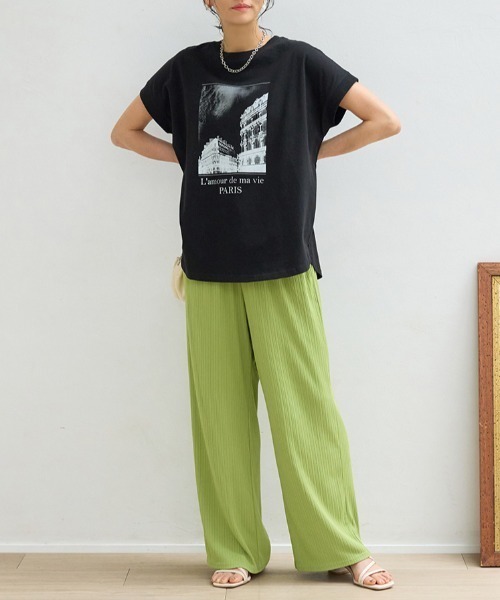 BELLUNA(ベルーナ)の「【接触冷感 UV対策 アンチピリング】ひんやリッチコットンドルマン綿100Tシャツ(Tシャツ/カットソー・レディース・オフホワイト/杢グレー/ピンク/ブラック/カーキ/チャコール・X-LARGE/LARGE/MEDIUM)」の22枚目の写真