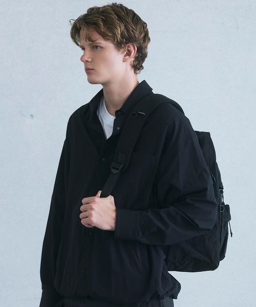 +phenix(プラスフェニックス)の「+phenix(プラスフェニックス)SWIFT BACKPACK / スウィフト バックパック(バックパック/リュック・メンズ・グレー/ブラック・ONE SIZE)」の15枚目の写真
