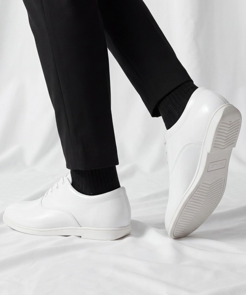 INNOCENT(イノセント)の「【T18】【DINKLES/ディンクルズ】MARCHING SHOES THE FORMAL(ドレスシューズ・メンズ・ホワイト・8)」の1枚目の写真