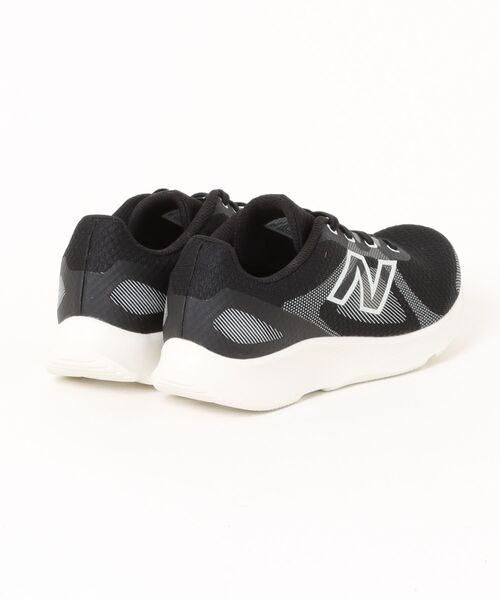 NEW BALANCE(ニューバランス)の「new balance ニューバランス WE430 V4【超軽量/幅広2E】レディーススニーカー ランニングシューズ WE430LK4 ブラック(スニーカー・レディース・ブラック・22.5cm/23.0cm/23.5cm/24.0cm/24.5cm/25.0cm/25.5cm)」の3枚目の写真