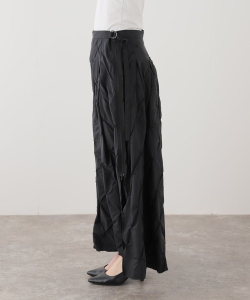 VERMEIL par iena（ヴェルメイユパーイエナ）の「TanC TOKYO タンクトウキョウ Embroidery Over スカート TC26A-048（スカート・レディース・ブラック・FREE）」の10枚目の写真