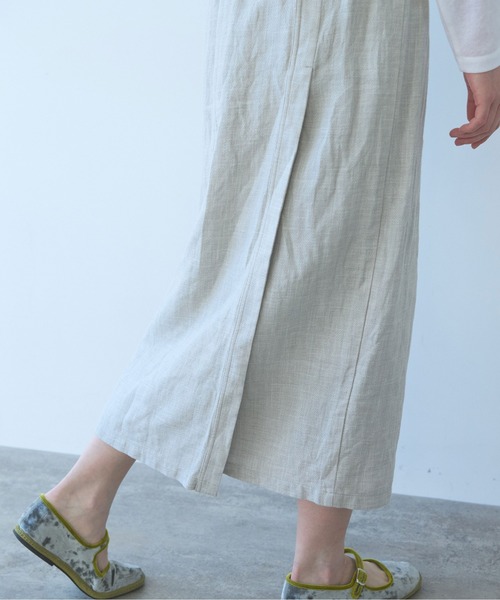 yuni(ユニ )の「△Hemp/C herringbone tight gum skirt(スカート・レディース・ベージュ/ブラック・FREE)」の9枚目の写真