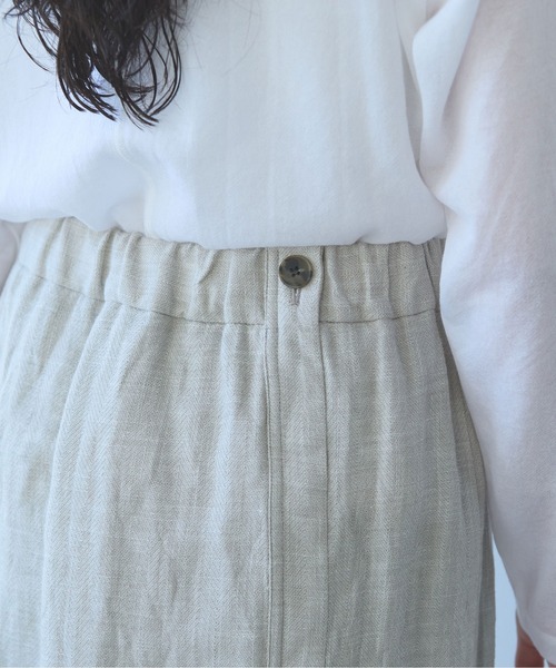 yuni(ユニ )の「△Hemp/C herringbone tight gum skirt(スカート・レディース・ベージュ/ブラック・FREE)」の18枚目の写真