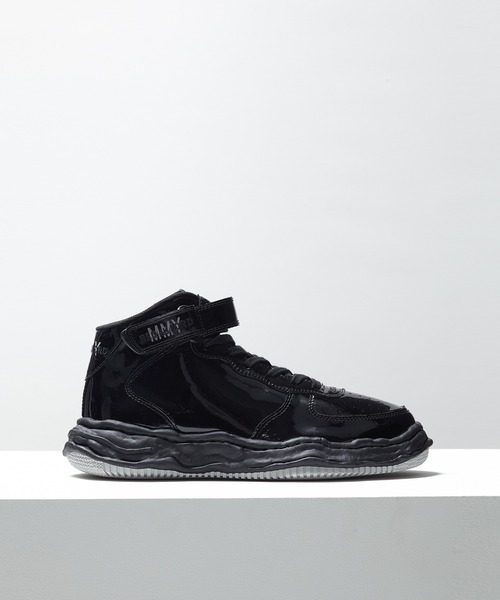 BED J.W. FORD(ベッドフォード)の「"WAYNE" OG Sole Patent Leather High-top Sneaker(スニーカー・メンズ・ブラック・40/41/42)」の1枚目の写真