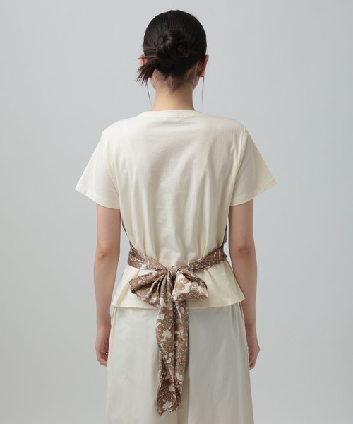 LEPSIM（レプシィム）の「ペイズリースカーフT　668114（Tシャツ/カットソー・レディース・ブラック/アイボリー/ブラウン・FREE）」の14枚目の写真