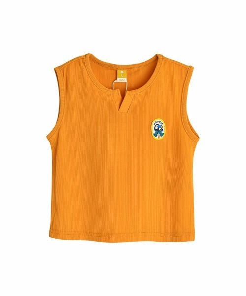 moimoln(モイモルン)の「トゥーユーノースリーブ(Tシャツ/カットソー・キッズ・エメラルド/キャメル/オフホワイト/マスタード・100cm/130cm/120cm/90cm/110cm)」の4枚目の写真