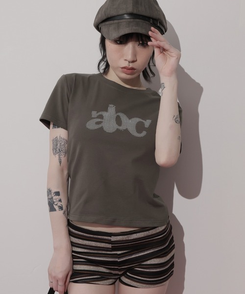 Ulysses(ユリシス)の「グラフィックロゴTシャツ(Tシャツ/カットソー・レディース・ネイビー/ブラック/ダークグレー/ホワイト・F)」の4枚目の写真