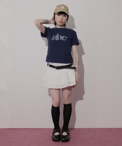 Ulysses(ユリシス)の「グラフィックロゴTシャツ(Tシャツ/カットソー・レディース・ネイビー/ブラック/ダークグレー/ホワイト・F)」の5枚目の写真