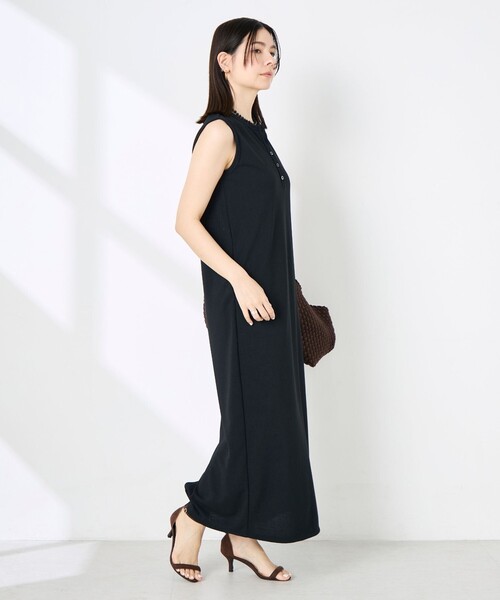 NOLLEY’S(ノーリーズ)の「《アンサンブル対応》ウォッシャブルイージーケアカノコノースリーブヘンリーネックワンピース(ワンピース・レディース・ブラック/チャコールグレー・2/1)」の8枚目の写真