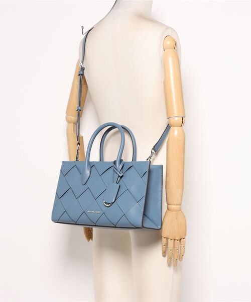 MICHAEL KORS(マイケルコース)の「MD EW TZ SATCHEL(ハンドバッグ・レディース・ブルー系・FREE)」の5枚目の写真
