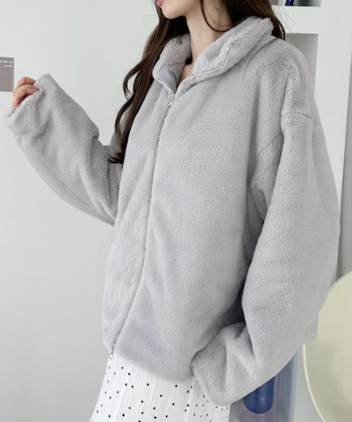 Ada.（エイダ）の「スタンドネック ショートファー ふわふわ ブルゾン（ブルゾン・レディース・ブラウン/ブラック/ライトグレー・M/L）」の14枚目の写真