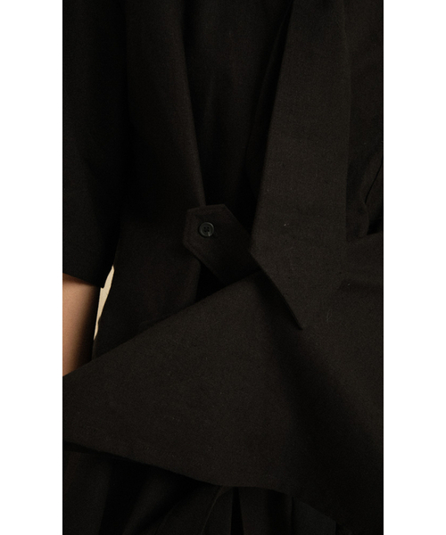 RECULER（ルキュレ）の「Bijo Point Short-Sleeved Shirts Black (Ver. Tie)（シャツ/ブラウス・レディース・その他・FREE）」の4枚目の写真