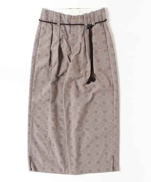 ETHOSENS（エトセンス）の「【ETHOSENS】Embroidly squeeze slacks（スラックス・メンズ・ブラウン/ブラック・2/1）」の2枚目の写真