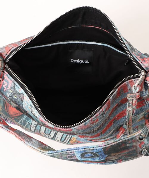 Desigual(デシグアル)の「Cat Graffiti Denim Shoulder Bag/キャットグラフィティデニムショルダーバッグ(ショルダーバッグ・レディース・マルチ・FREE)」の8枚目の写真