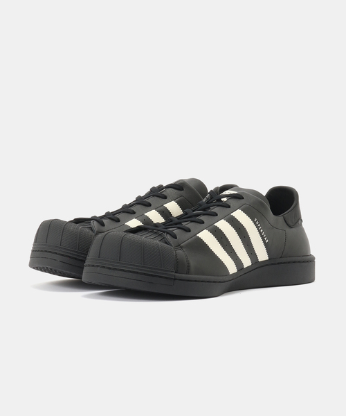 adidas Originals(アディダスオリジナルス)の「adidas Originals SST BY AVAVAV KI0733(スニーカー・メンズ・ブラック・27.5cm/28.5cm/26cm/28cm)」の7枚目の写真