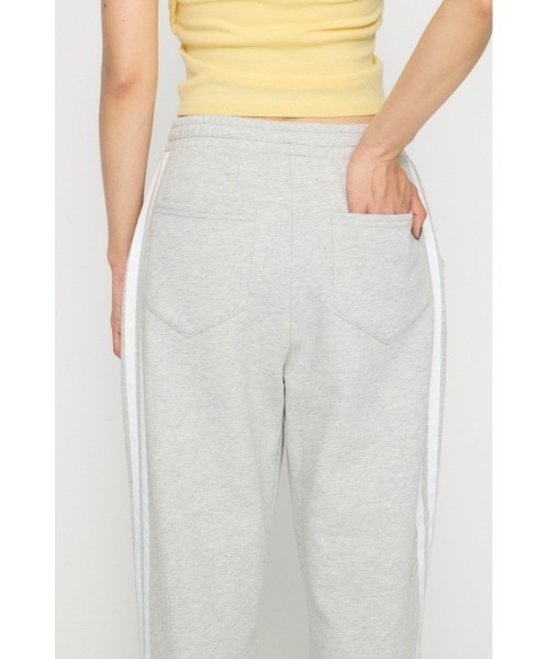 LAGUA GEM（ラグアジェム）の「SIDE LINE WAPPEN SWEAT パンツ（スウェットパンツ・レディース・ネイビー/チャコールグレー/杢グレー・SMALL/MEDIUM）」の14枚目の写真