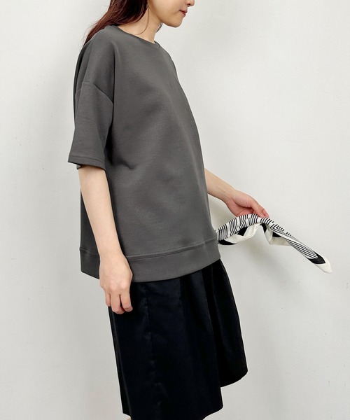 Lo-Fi(ローファイ)の「【WEB限定】スカーフ付きプルオーバー(Tシャツ/カットソー・レディース・アイボリー/チャコールグレー・M)」の12枚目の写真