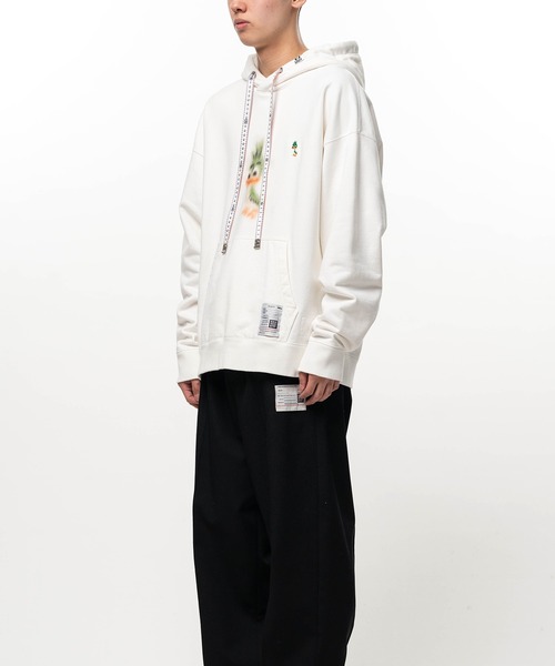 Maison MIHARA YASUHIRO(メゾンミハラヤスヒロ)の「Leon Printed Hoodie(パーカー・メンズ・ホワイト/グレー/ブラック・44/46/48)」の5枚目の写真