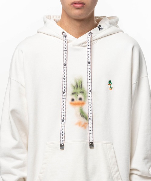 Maison MIHARA YASUHIRO(メゾンミハラヤスヒロ)の「Leon Printed Hoodie(パーカー・メンズ・ホワイト/グレー/ブラック・44/46/48)」の7枚目の写真