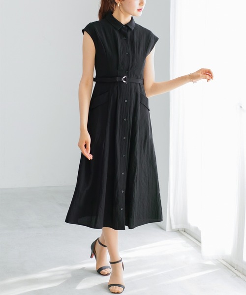 Emilyan(エミリアン)の「【 スタイルUPが叶う 】 テンセルジョーゼット・タック入りシャツワンピース(ワンピース・レディース・ブルー/ブラック・M)」の2枚目の写真