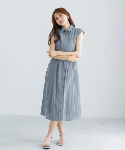 Emilyan(エミリアン)の「【 スタイルUPが叶う 】 テンセルジョーゼット・タック入りシャツワンピース(ワンピース・レディース・ブルー/ブラック・M)」の10枚目の写真