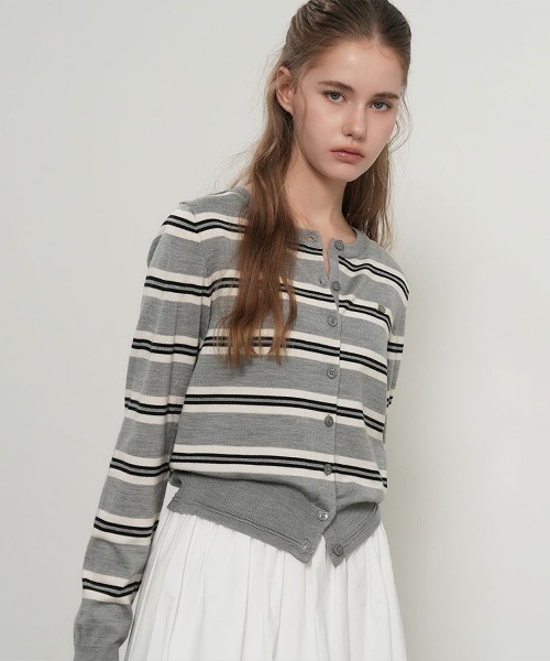 GENERAL IDEA(ジェネラルアイデア)の「GENERAL IDEA/ジェネラルアイディア MULTI STRIPE CREW NECK CARDIGAN マルチストライプクルーネックカーディガン マルチボーダー 丸首 ラウンドネック レディース 秋 秋服 2026年秋冬(カーディガン/ボレロ・レディース・ライトグレー・S/M/L)」の1枚目の写真