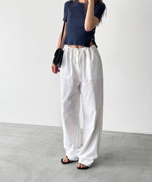CANAL JEAN(キャナルジーン)の「HARING ベイカーイージーパンツ(その他パンツ・レディース・ネイビー/ホワイト・ONE SIZE)」の2枚目の写真