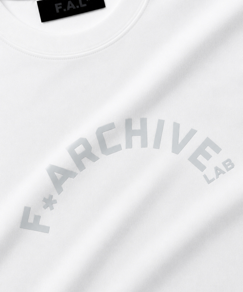 MOON FAIRY（ムーンフェアリー）の「ARCH ヘビーウェイト半袖Tシャツ[ホワイト]（Tシャツ/カットソー・レディース・その他・X-LARGE/2XL/SMALL/MEDIUM/LARGE）」の4枚目の写真