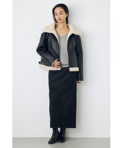 AZUL by moussy（アズールバイマウジー）の「【不動の人気アウターがついに予約開始】【着丈バリエ】フェイクムートンB-3ブルゾン　秋服　冬服　ボア　レザー（ブルゾン・レディース・ブラック/カーキ/ベージュ・SMALL/MEDIUM）」の10枚目の写真