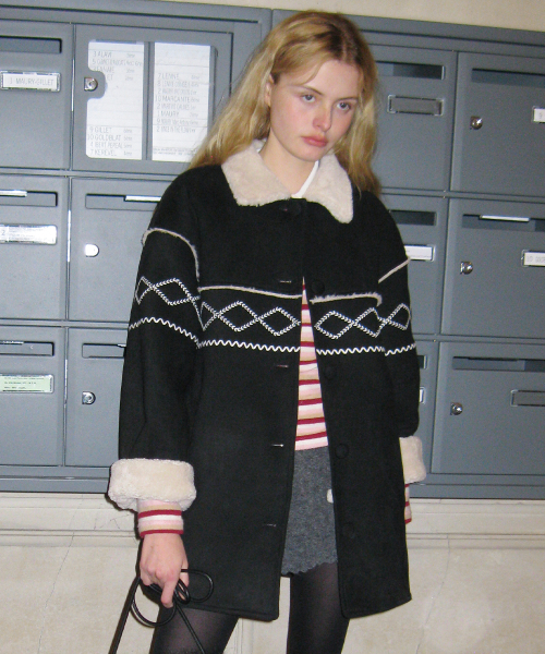ムートンコート Black mustang SN Shearling Mustang Coat (Black)（ムートンコート）｜SINOON