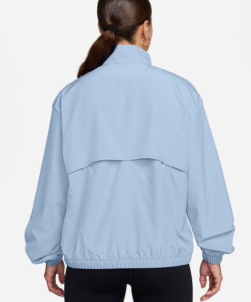 NIKE(ナイキ)の「NIKE ナイキ ワン DF ウーヴン ジャケット(ナイロンジャケット・レディース・ブルー・L/M/S)」の2枚目の写真