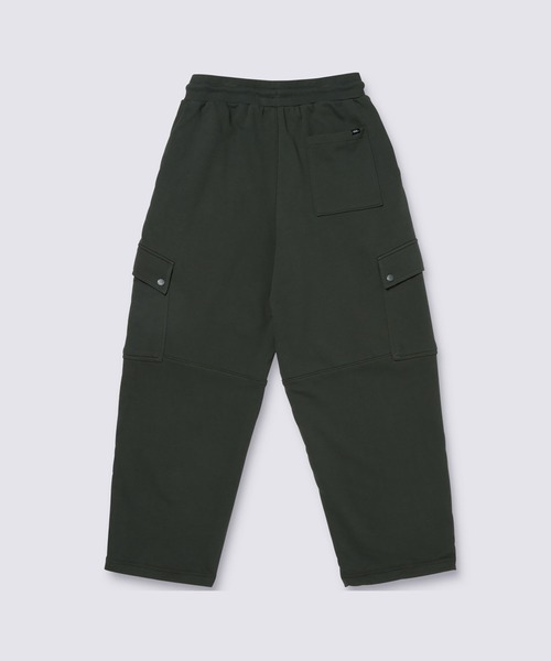 VANS(バンズ)の「フリース カーゴパンツ / FLEECE CARGO DEEP FOREST VN000FR7BZ01(カーゴパンツ・メンズ・ダークカーキ・SMALL/MEDIUM)」の2枚目の写真