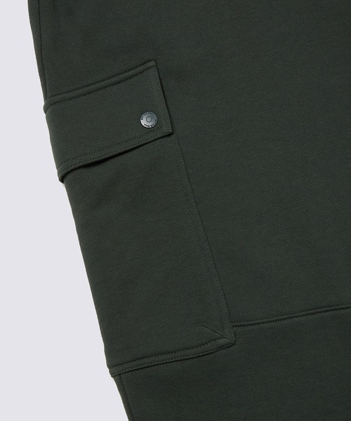 VANS(バンズ)の「フリース カーゴパンツ / FLEECE CARGO DEEP FOREST VN000FR7BZ01(カーゴパンツ・メンズ・ダークカーキ・SMALL/MEDIUM)」の5枚目の写真