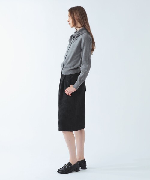 Ray BEAMS(レイビームス)の「ニット スカーフ セット カーディガン(ニット/セーター・レディース・ブラック/シルバー・ONE SIZE)」の4枚目の写真