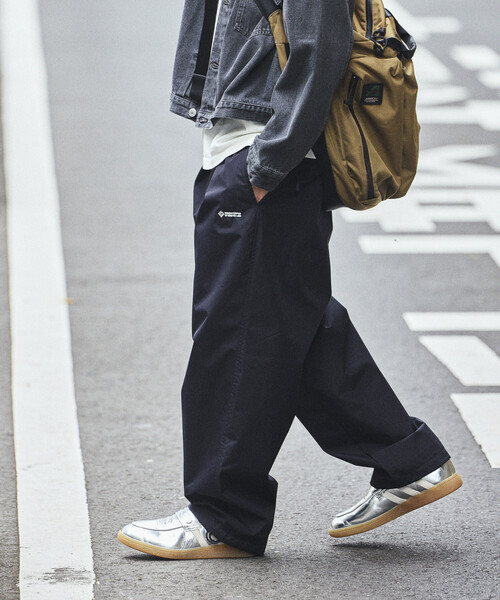 +phenix(プラスフェニックス)の「+phenix/プラスフェニックス 別注 GORE-TEX WINDSTOPPER PACKABLE SLACKS【セットアップ対応】/ゴアテックス ウインドストッパー パッカブル スラックス(その他パンツ・メンズ・ネイビー/チャコールグレー/ブラック・SMALL/MEDIUM/LARGE)」の3枚目の写真