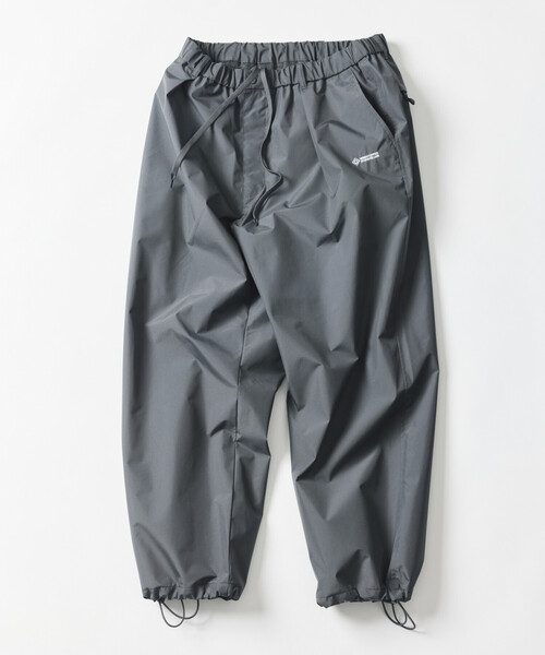 +phenix(プラスフェニックス)の「+phenix/プラスフェニックス 別注 GORE-TEX WINDSTOPPER PACKABLE SLACKS【セットアップ対応】/ゴアテックス ウインドストッパー パッカブル スラックス(その他パンツ・メンズ・ネイビー/チャコールグレー/ブラック・SMALL/MEDIUM/LARGE)」の2枚目の写真
