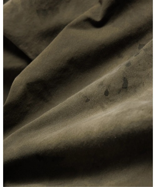 Anachronorm(アナクロノーム)の「FADED CARGO EASY PANTS(デニムパンツ・メンズ・ダークグリーン・3/2)」の4枚目の写真
