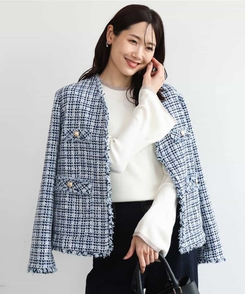 MK MICHEL KLEIN（エムケーミッシェルクラン）の「[洗える]Vネックファンシーツイードジャケット（ノーカラージャケット・レディース・ライトブルー/ブラック・38）」の10枚目の写真