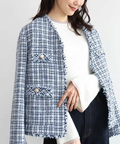 MK MICHEL KLEIN（エムケーミッシェルクラン）の「[洗える]Vネックファンシーツイードジャケット（ノーカラージャケット・レディース・ライトブルー/ブラック・38）」の12枚目の写真