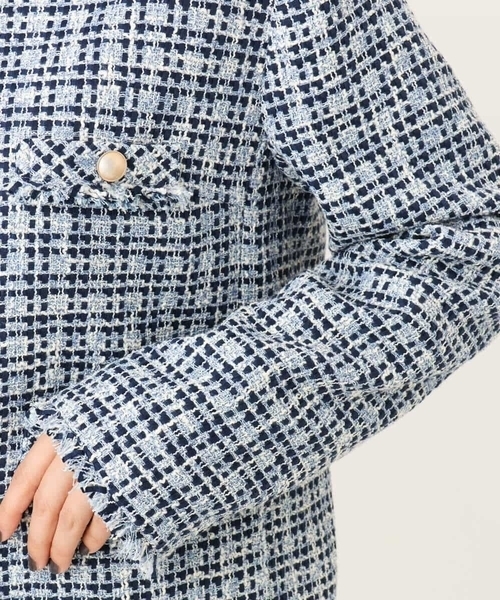MK MICHEL KLEIN（エムケーミッシェルクラン）の「[洗える]Vネックファンシーツイードジャケット（ノーカラージャケット・レディース・ライトブルー/ブラック・38）」の20枚目の写真